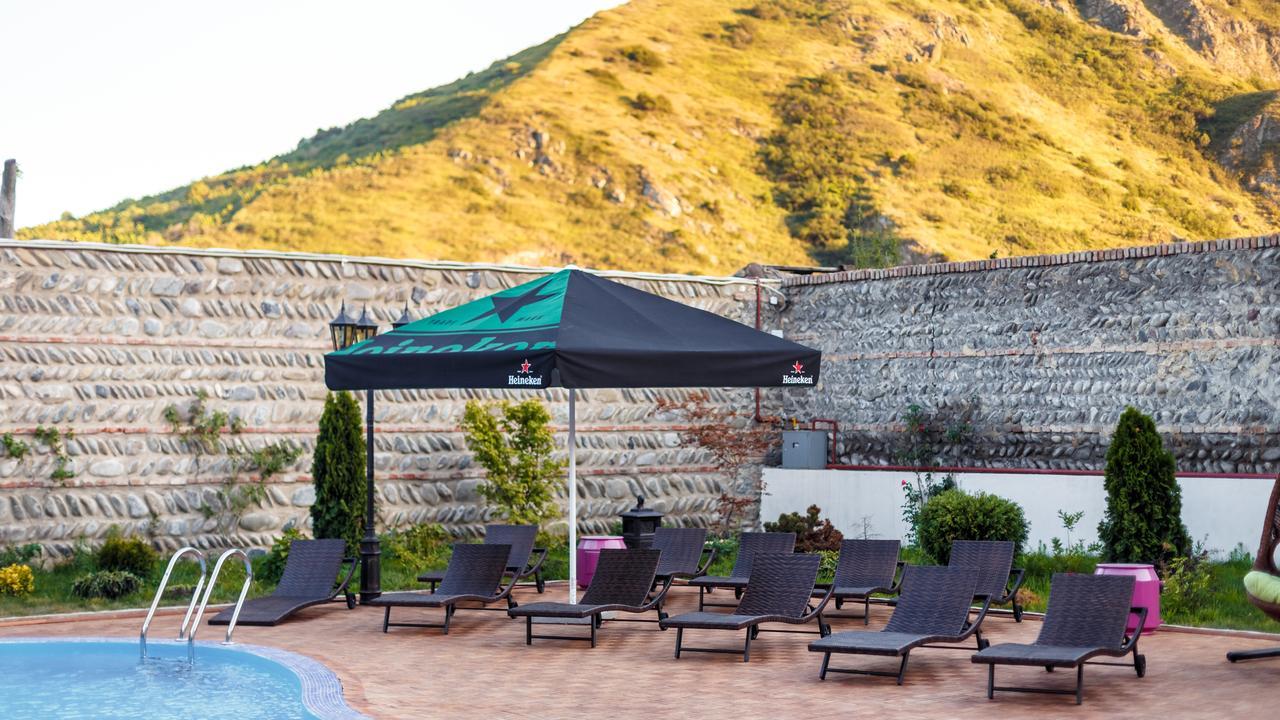 Hotel Gino Wellness Mtsʼkhetʼa Екстериор снимка